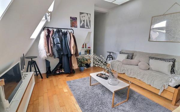 Appartement à vendre    2 pièces • 34,61 m2 Paris 3