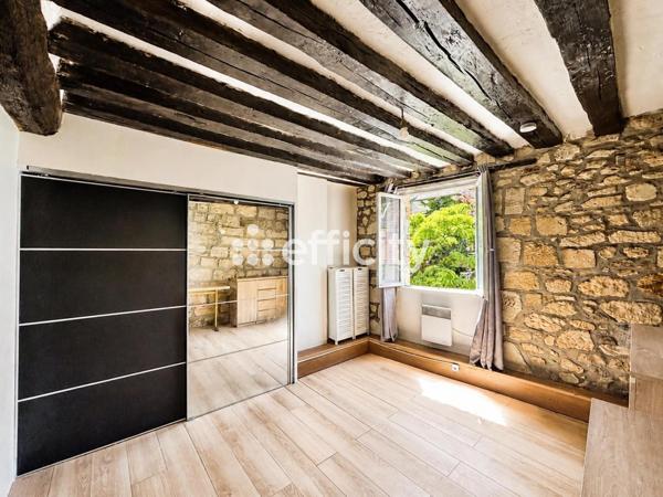 Appartement
         1 pièce
        - 17 m² 76 000 € *
