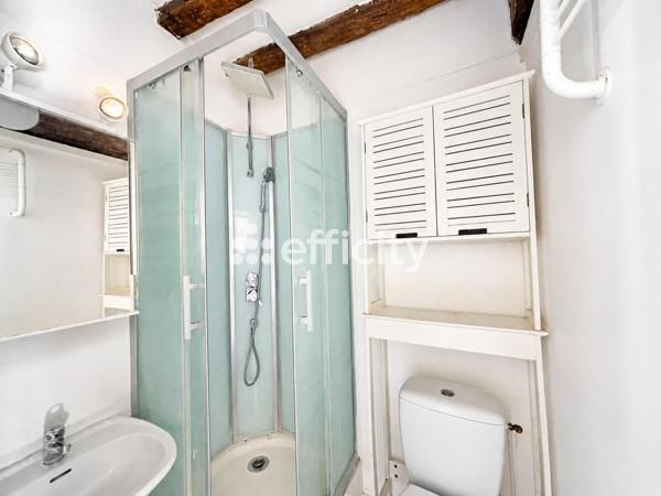 Appartement
         1 pièce
        - 17 m² 76 000 € *