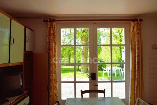 Maison à vendre 120 m2 6 pièces + ses deux appartements 40 et 30 m2 en RDC - SAINT URBAIN (85)