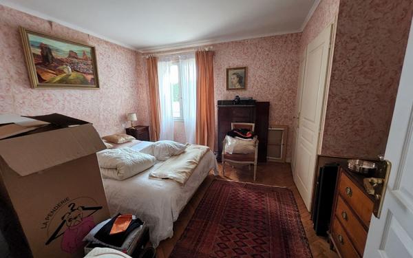 Appartement à vendre    5 pièces • 240 m2 Arbonne