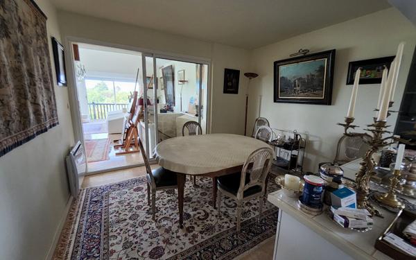 Appartement à vendre    5 pièces • 240 m2 Arbonne