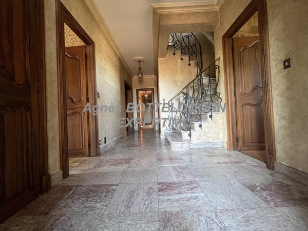 Lourenties (64420) MAISON 8 PIECES 210 M2 + PISCINE