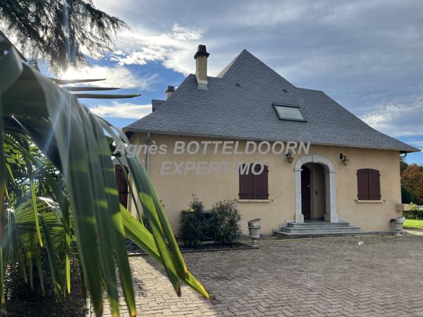 Lourenties (64420) MAISON 8 PIECES 210 M2 + PISCINE