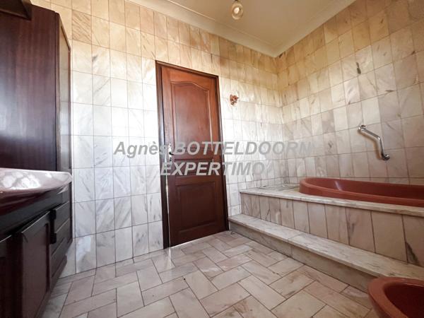 Lourenties (64420) MAISON 8 PIECES 210 M2 + PISCINE