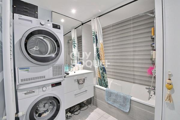 À vendre, T4 de 78 m² avec grande terrasse et garage dans une résidence de 2019 Bron proche Montchat (69500)