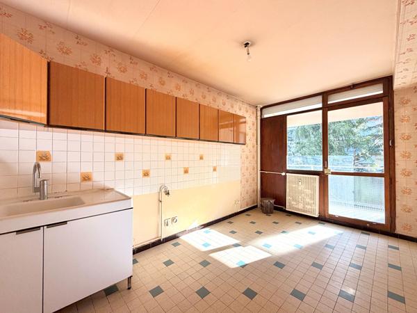 Appartement T4 86,97 m² ? 3 chambres ? Parking ? Bel Air