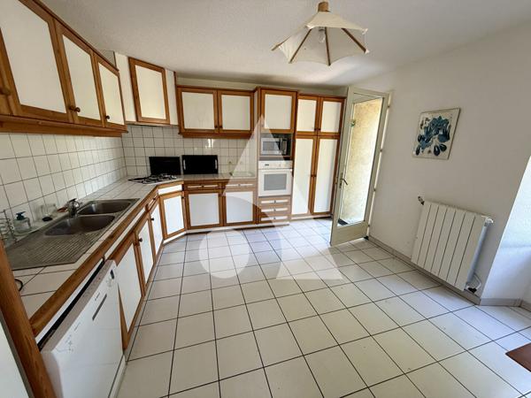 Maison 31 pièces 1200 m2