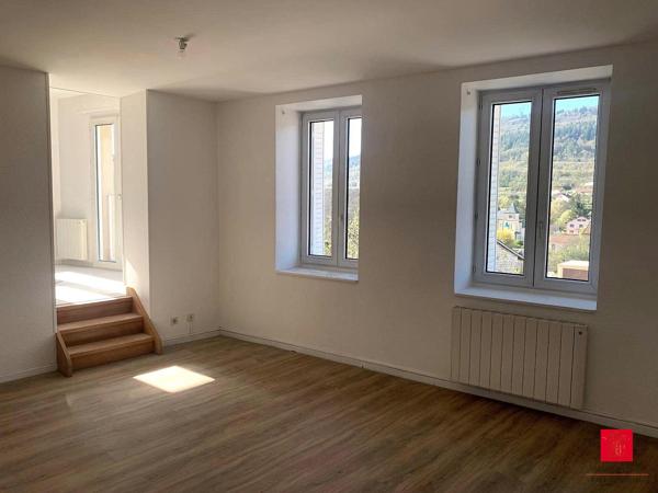 MARTIGNAT, TYPE 4 de 82.9 m² avec jardin de 400m² et terrasse privatifs