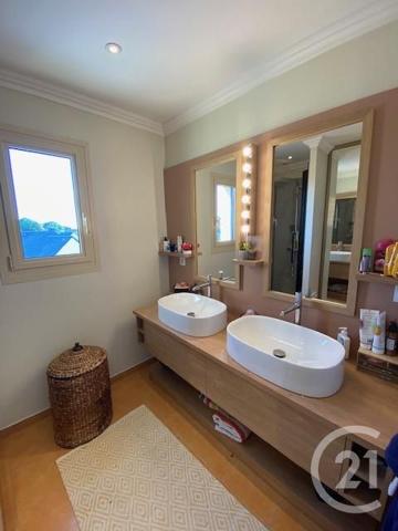 Maison à vendre  9 pièces - 340 m2 DONVILLE LES BAINS - 50