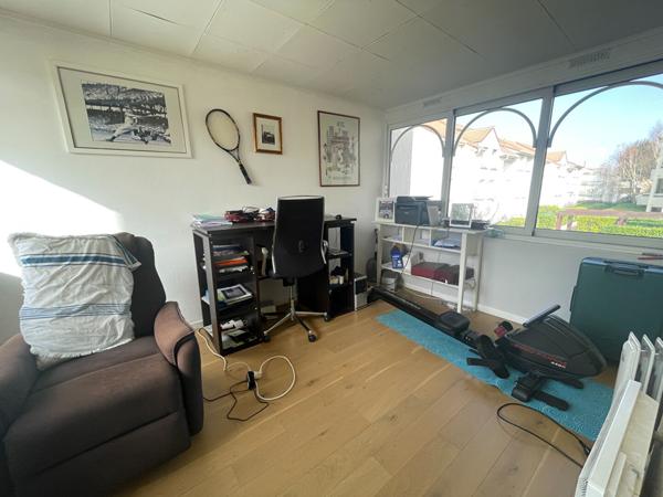 Appartement 3 pièce(s) Gif sur Yvette Chevry