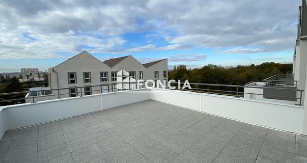 Location Appartement 4 pièces 85.14 m² - Neuilly-sur-marne 93330
