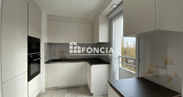 Location Appartement 4 pièces 85.14 m² - Neuilly-sur-marne 93330