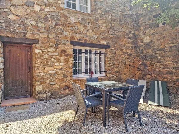 Beau studio à vendre au Plan de la Tour