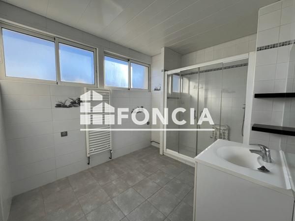 Location Appartement 4 pièces 101.5 m² - 3 SQUARE MARCEL BISCAYE Beziers 34500