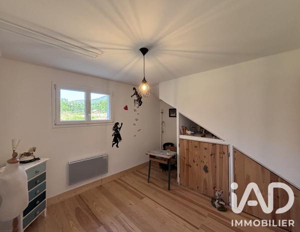 Maison à vendre 5 pièces 140 m² Saint-Julien-Chapteuil