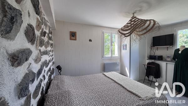 Maison à vendre 5 pièces 140 m² Saint-Julien-Chapteuil