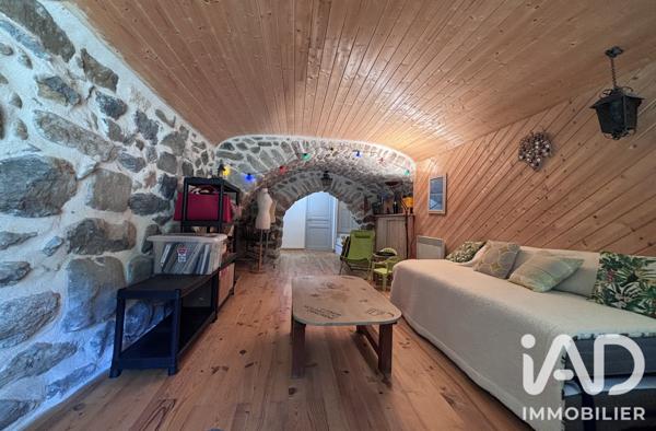 Maison à vendre 5 pièces 140 m² Saint-Julien-Chapteuil