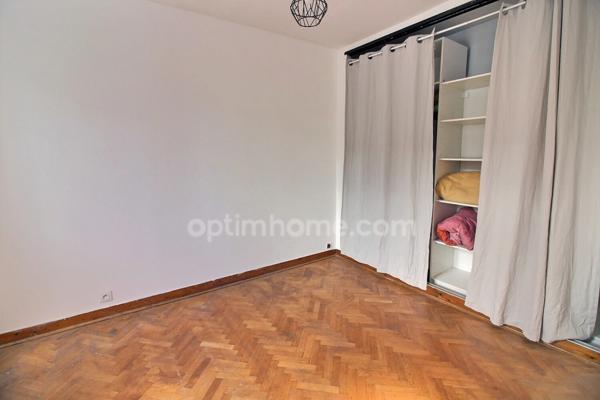 Maison 5 pièces de 100 m2 à vendre à MANTES LA VILLE (78) au prix de 237000 euros