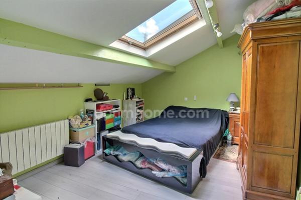 Maison 5 pièces de 100 m2 à vendre à MANTES LA VILLE (78) au prix de 237000 euros