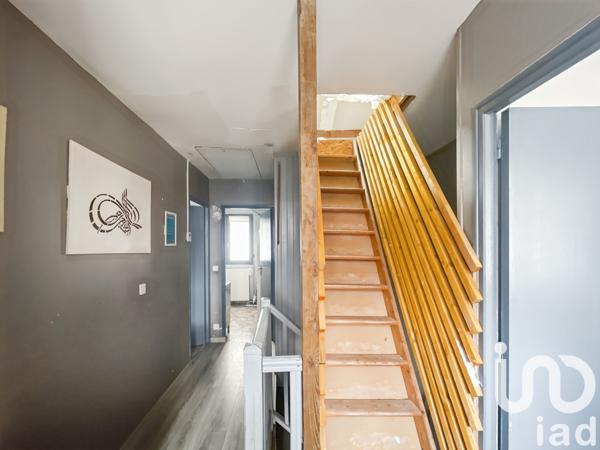 Maison traditionnelle 6 pièces de 130 m² à Montfermeil (93370)