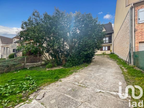 Maison traditionnelle 6 pièces de 130 m² à Montfermeil (93370)