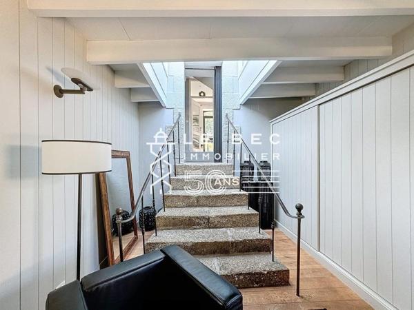 QUEVEN : Aux portes de Lorient, magnifique propriété de caractère avec piscine et dépendances