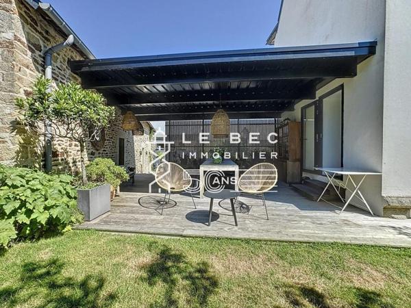QUEVEN : Aux portes de Lorient, magnifique propriété de caractère avec piscine et dépendances