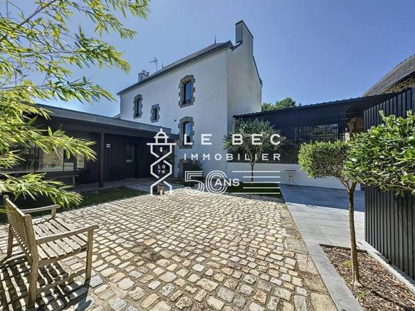 QUEVEN : Aux portes de Lorient, magnifique propriété de caractère avec piscine et dépendances