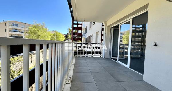 À vendre Appartement 2 pièces 38.4 m² - Saint-cyr-sur-mer 83270