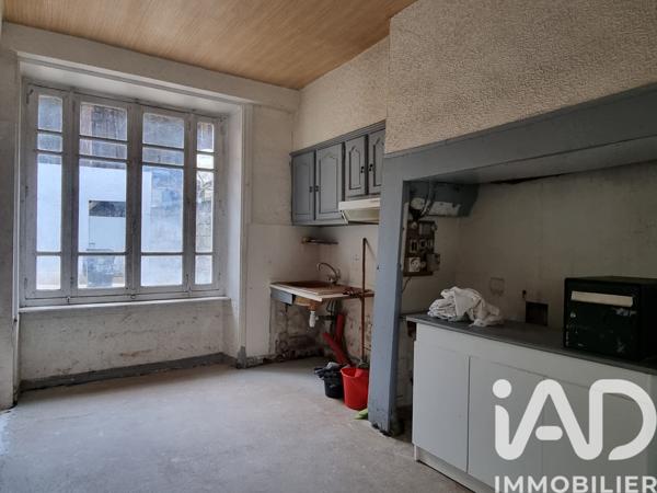 Immeuble à vendre 98 m² Lubersac
