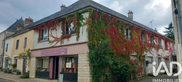 Immeuble à vendre 315 m² Saulges