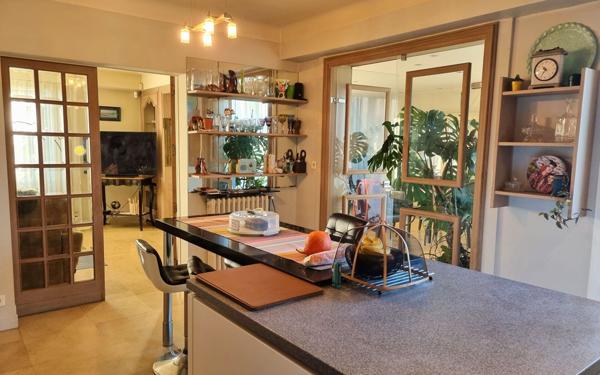 Maison à vendre    6 pièces • 223 m2 Gelos