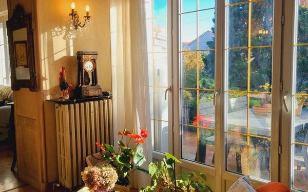 Maison à vendre    6 pièces • 223 m2 Gelos