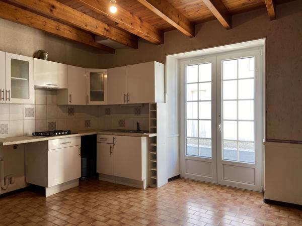 Maison
                                                                                                                                                                                                                                                                                                                        2 pièce(s)                                                                                                                                                                                                          1 chambre(s)                                                                                                                                                                                                          38.83  m²