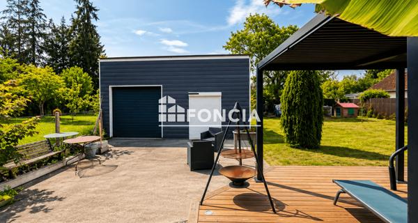 À vendre Maison 5 pièces 110 m² - Saint-rémy-sur-avre 28380