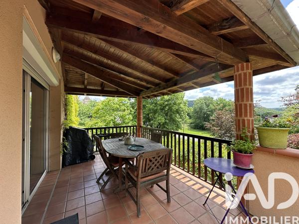 Maison à vendre 7 pièces 166,75 m² Douelle