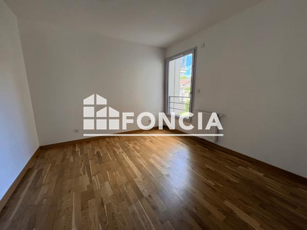 Location Appartement 3 pièces 67.8 m² - 9 RUE CHARLES GUILLON Bourg En Bresse 01000