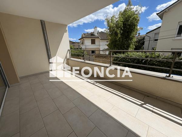 Location Appartement 3 pièces 67.8 m² - 9 RUE CHARLES GUILLON Bourg En Bresse 01000