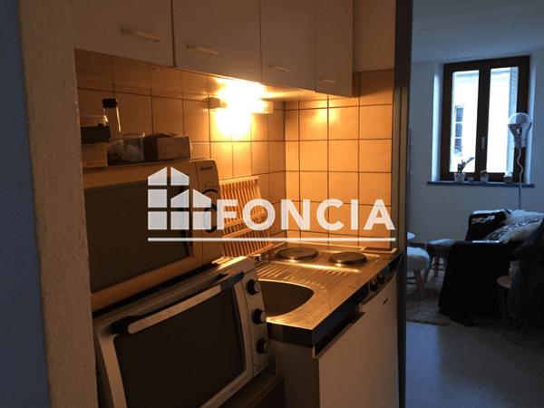 Location Studio 29.81 m² - 28 RUE STANISLAS Nancy 54000