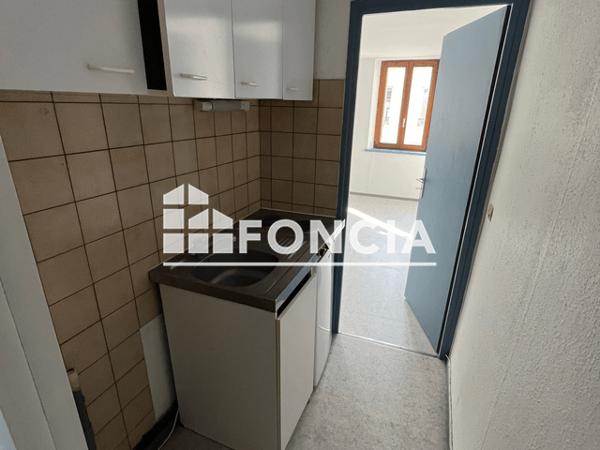 Location Studio 29.81 m² - 28 RUE STANISLAS Nancy 54000