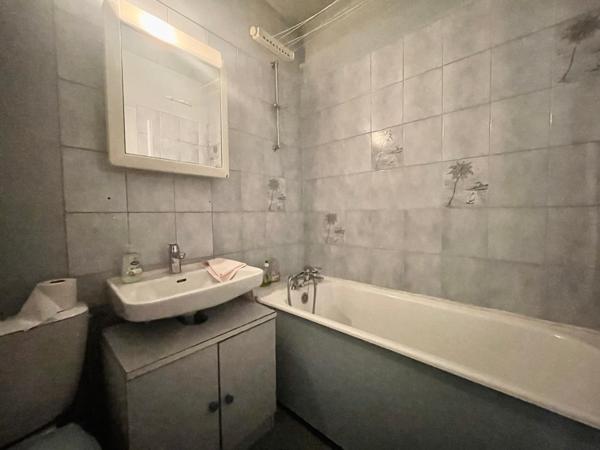 Appartement 1 pièce, proche de la Gare et centre ville