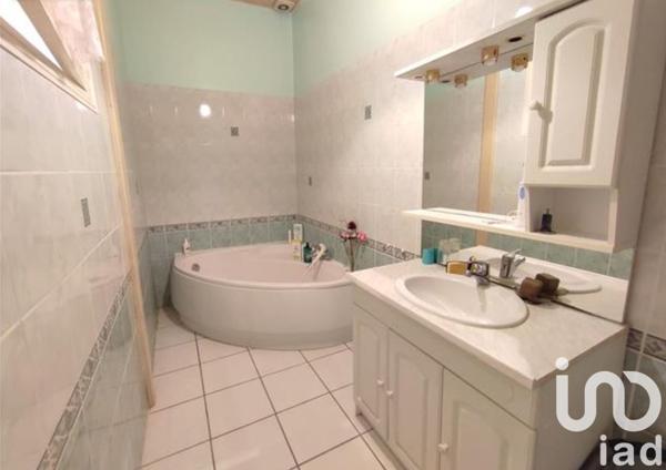 Maison à vendre 5 pièces 117 m² Sainte-Foy-la-Grande