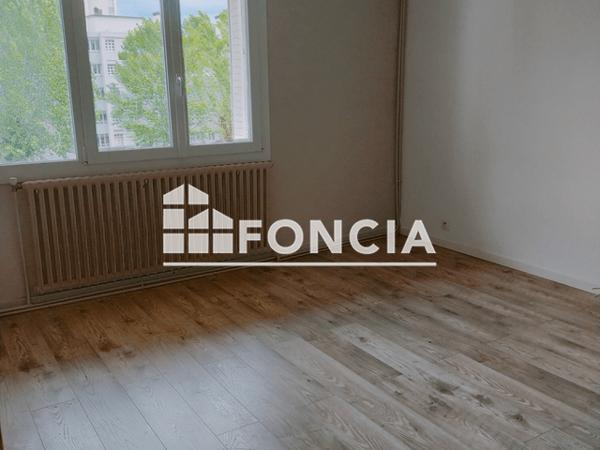 Location Appartement 3 pièces 55 m² - 1 RUE CLAUDE DEBUSSY Grenoble 38000