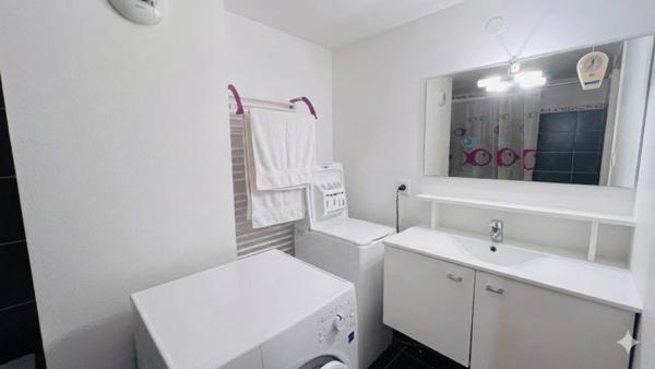 Quimper (29000) – Kerfeunteun Spacieux appartement T4 de 109 m² habitables - Deux terrasses et garage double en sous-sol.