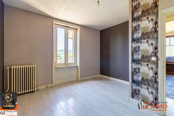Maison à vendre, 8 pièces - Thizy-les-Bourgs 69240