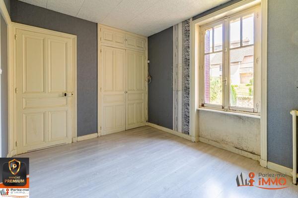 Maison à vendre, 8 pièces - Thizy-les-Bourgs 69240