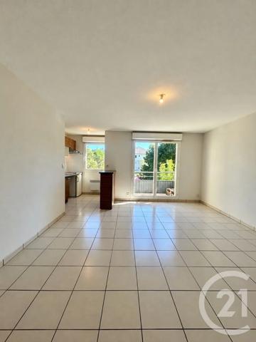 Appartement T2 à vendre  2 pièces - 42,71 m 2   ONET LE CHATEAU  - 12