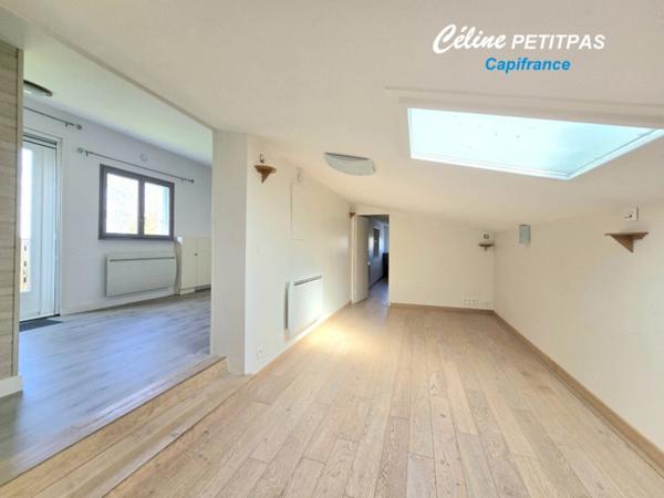 Maison atypique – Iffendic – 7 pièces – 135 m² habitables – 845 m² de terrain