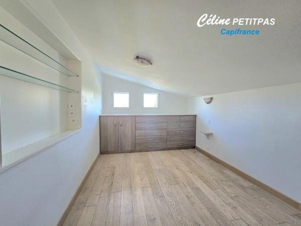 Maison atypique – Iffendic – 7 pièces – 135 m² habitables – 845 m² de terrain